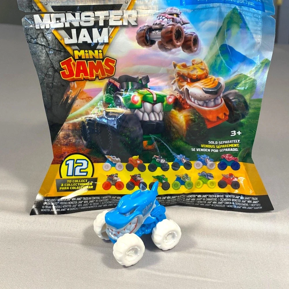 2026 Spin Master Monster Jams Mini Series 23 Megalodon 1:87 New In Open Bag
